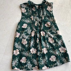 A New Day SIZE S Forest Green Flowy Tanktop